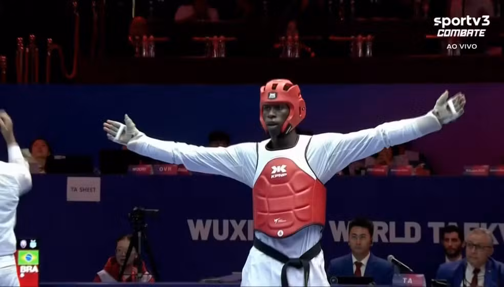 whatsapp-image-2025-10-27-at-08.54.58