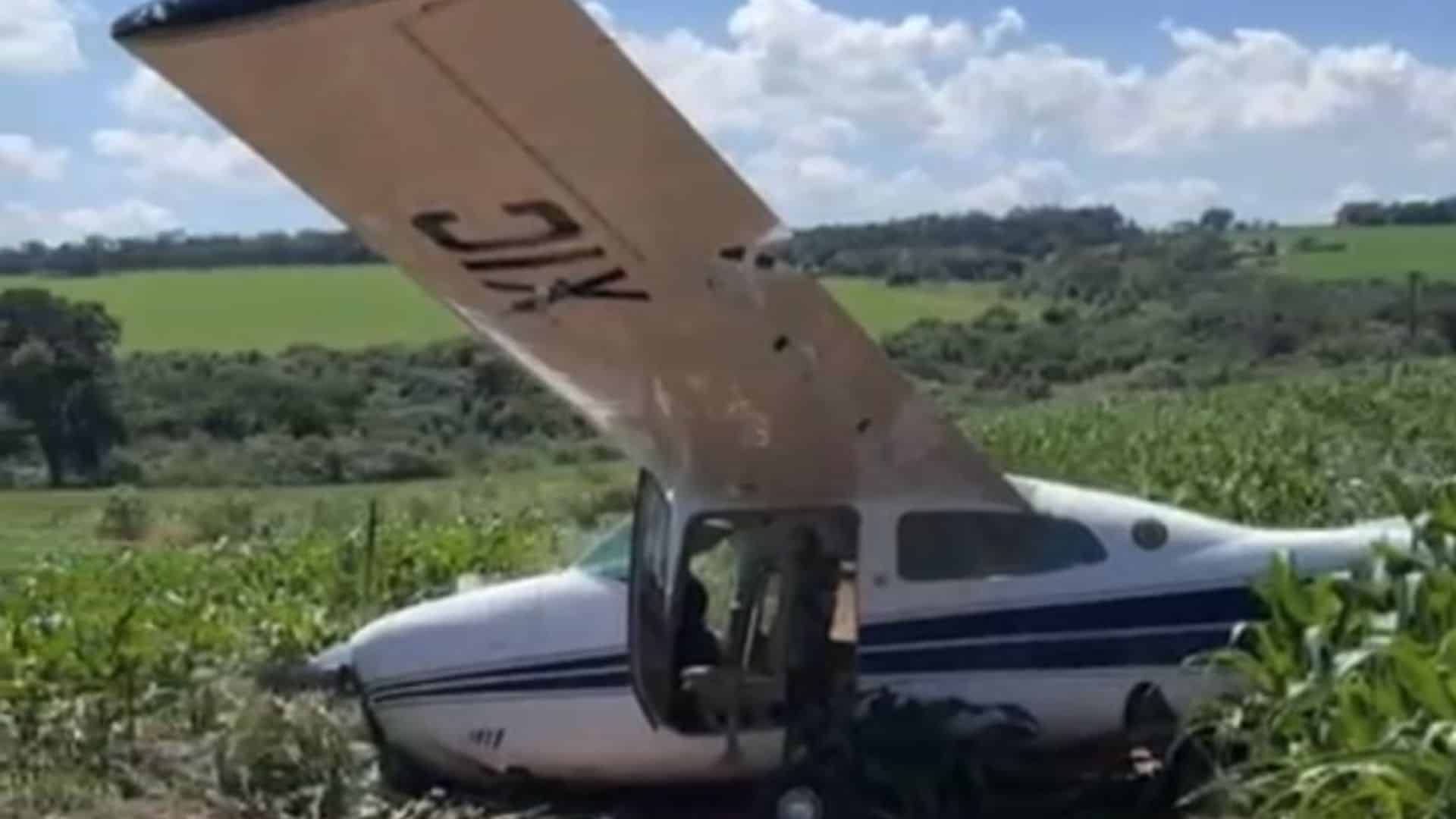 Cessna-C210-prefixo-PR-XIC-Foto-Reproducao-Ponta-Pora-News
