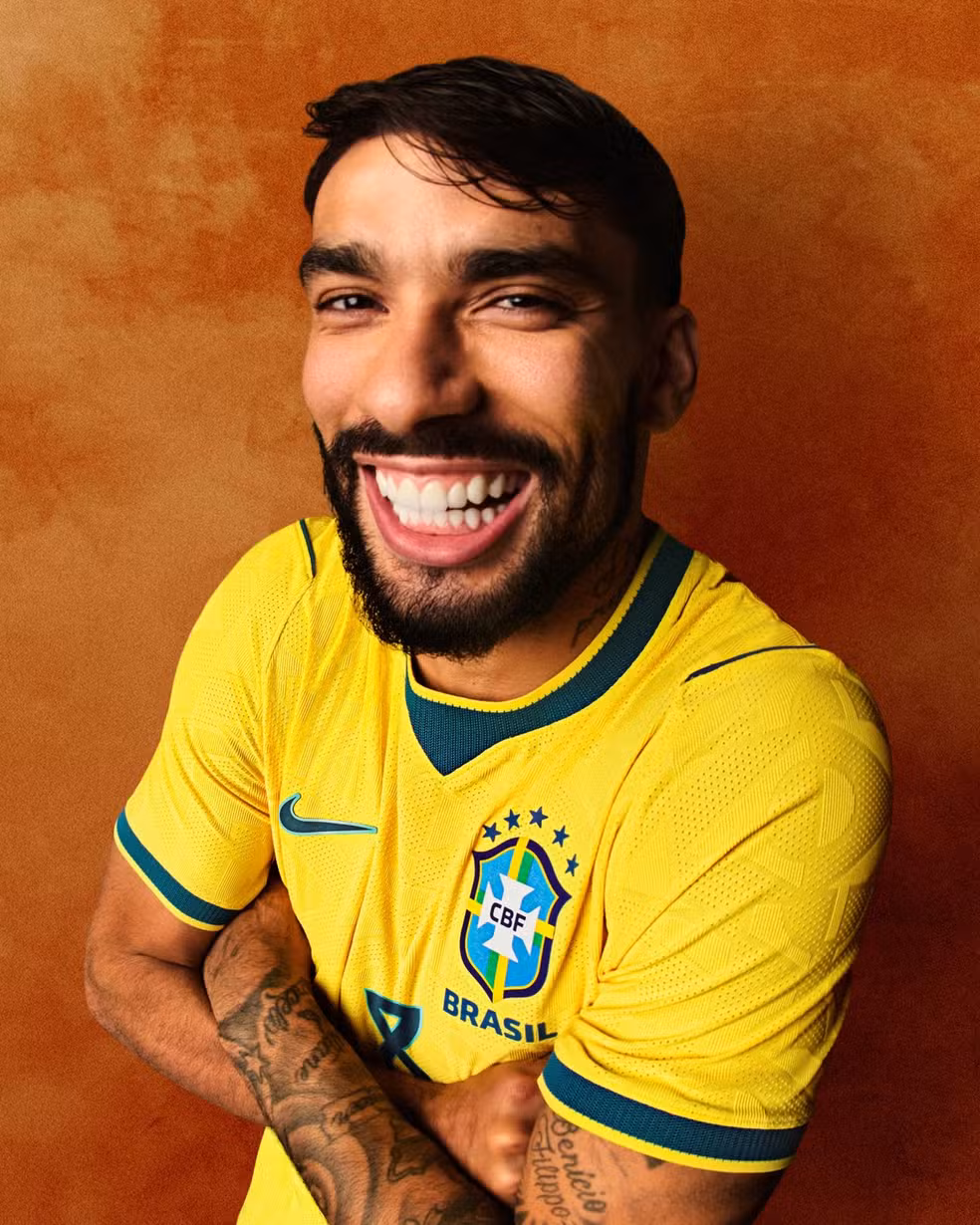 nike-football-x-brasil-home-kit-lucas-paqueta-low-ii